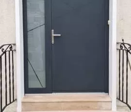 Porte PIERRET en Aluminium avec fixe latéral RAL 7016