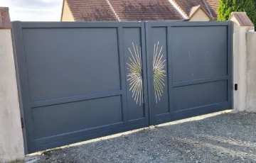 PORTAIL ALU TOLE DECO PERSONNALISEE GRIS