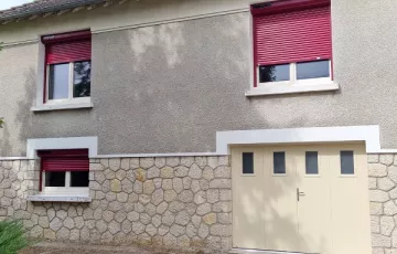 VOLETS ROULANTS SOLAIRES ROUGE RAL 3004