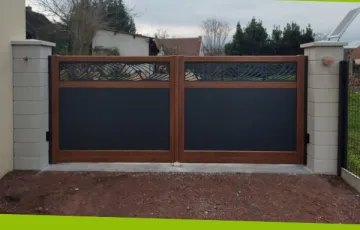 ABP CENTRE MENUISERIE PORTAIL ALU BATTANT BICLORE TOLE TREFLOR CETAL